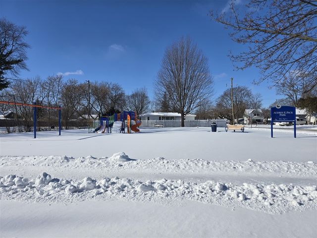 1909 Minnie Street, Port Huron, MI 48060