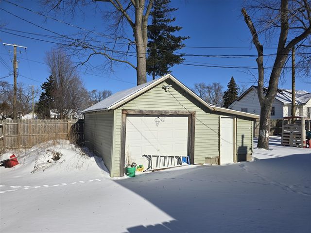 1909 Minnie Street, Port Huron, MI 48060