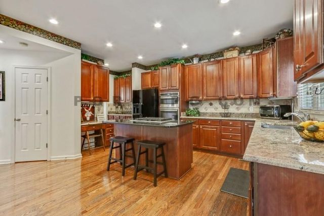 3210 Kittiewake Circle, Peachtree Corners, GA 30092