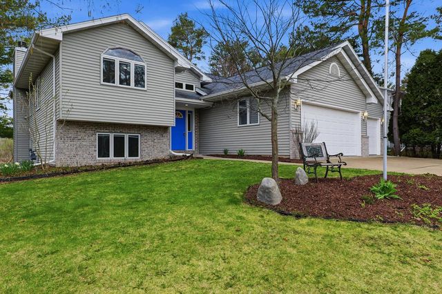 615 Sommer DRIVE, Sheboygan, WI 53081