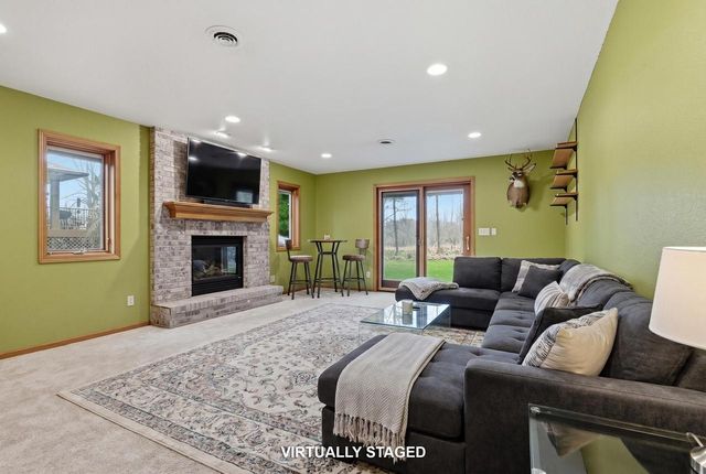 615 Sommer DRIVE, Sheboygan, WI 53081