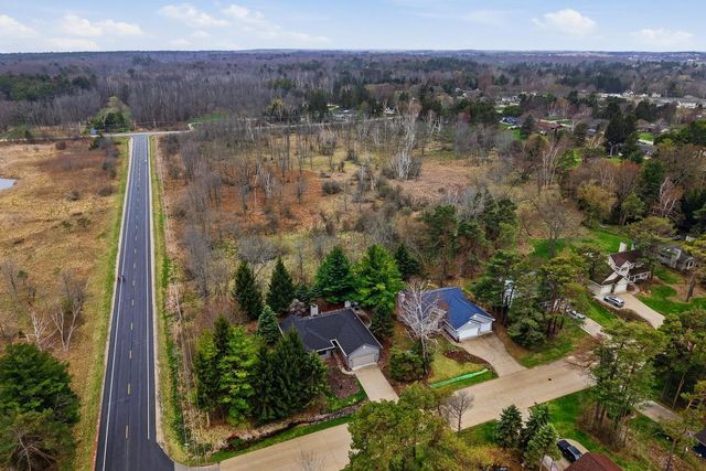 615 Sommer DRIVE, Sheboygan, WI 53081