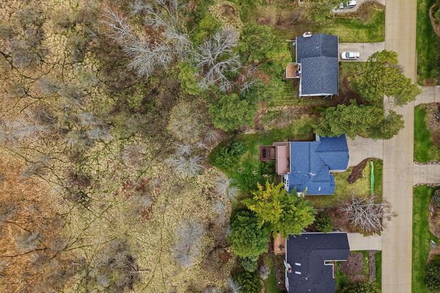 615 Sommer DRIVE, Sheboygan, WI 53081
