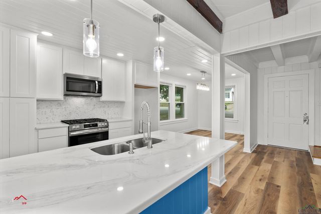 6 wanda, Marshall, TX 75670