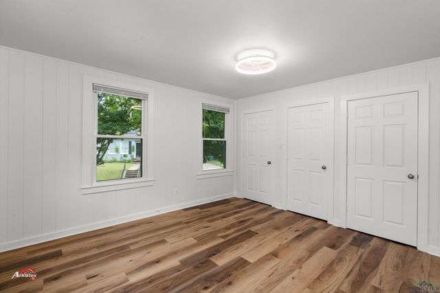 6 wanda, Marshall, TX 75670