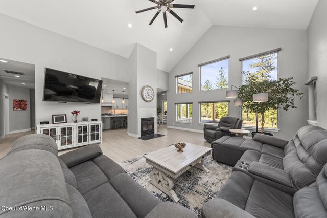 19643 W Treend RD, Post Falls, ID 83854