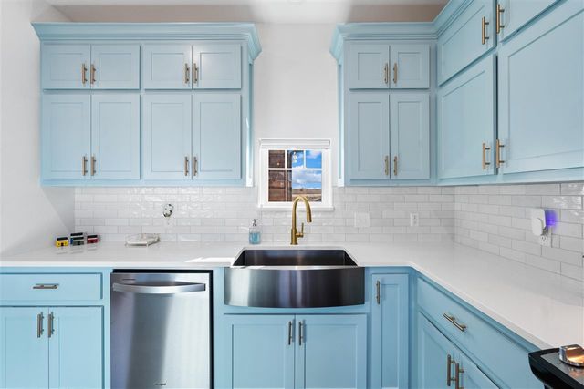 4324 Peak Ln, Elgin, OK 73538