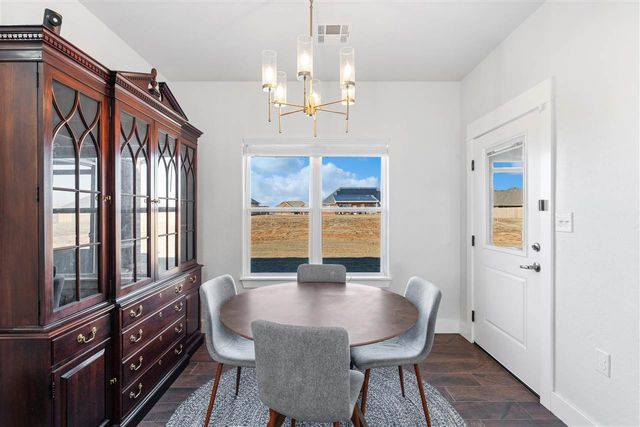 4324 Peak Ln, Elgin, OK 73538