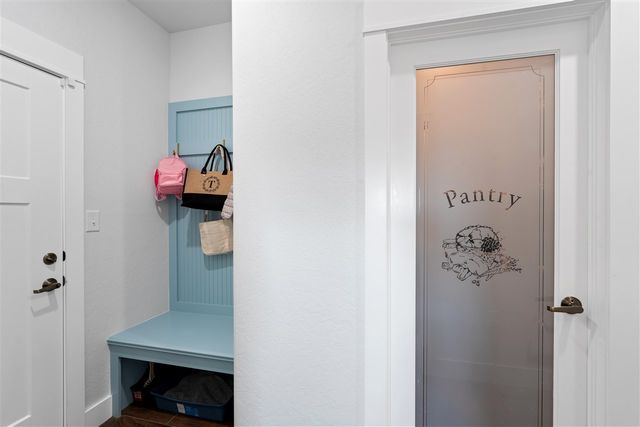 4324 Peak Ln, Elgin, OK 73538