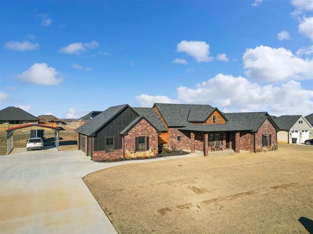 4324 Peak Ln, Elgin, OK 73538