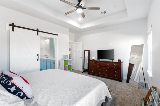 4324 Peak Ln, Elgin, OK 73538