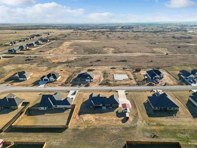 4324 Peak Ln, Elgin, OK 73538