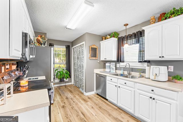 102 Tug Court, Warner Robins, GA 31088