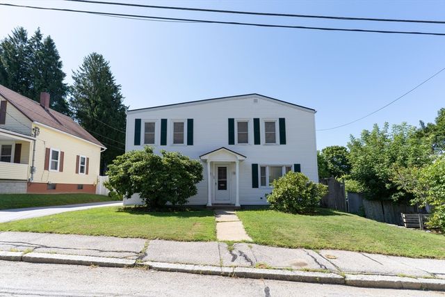 6 Maynard St, Webster, MA 01570
