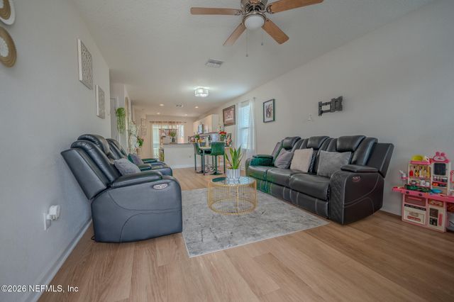 546 MONTY Lane, Jacksonville, FL 32225