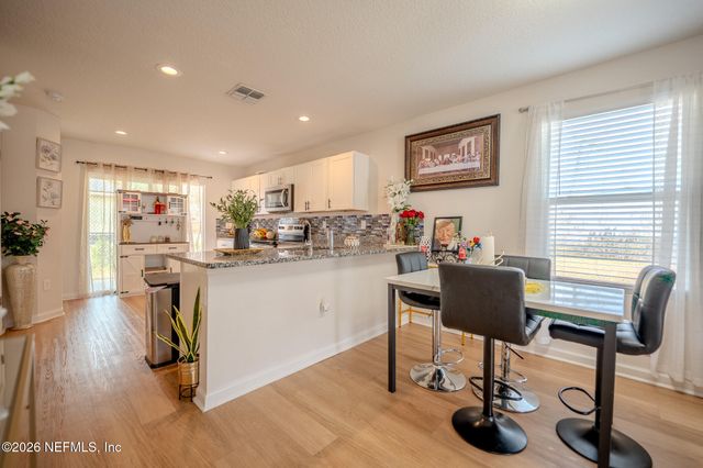 546 MONTY Lane, Jacksonville, FL 32225