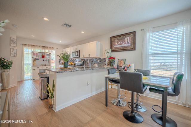 546 MONTY Lane, Jacksonville, FL 32225