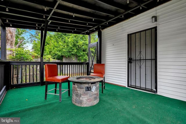 552 LARCHWOOD AVE, Upper Darby, PA 19082