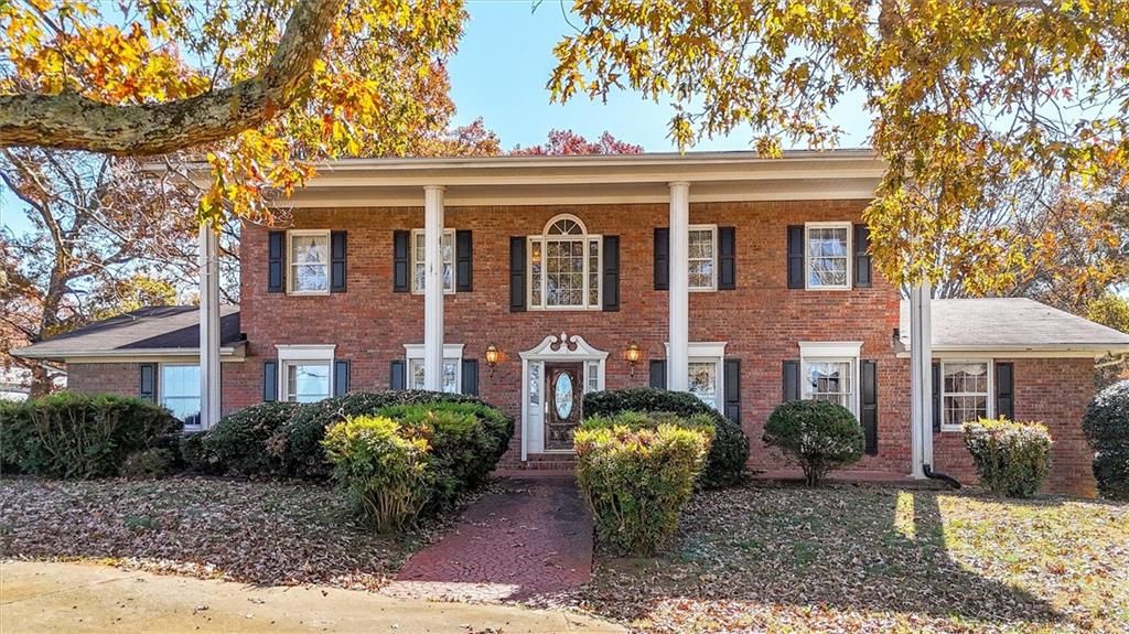 104 E Valley NE Road, Rydal, GA 30171