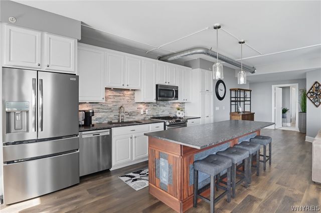 132 Lakefront Boulevard 401, Buffalo, NY 14202