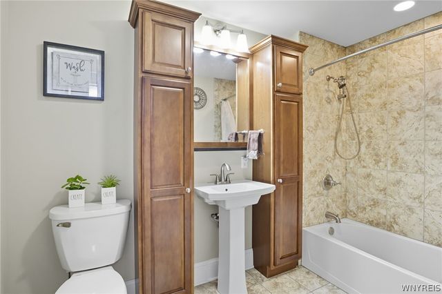 132 Lakefront Boulevard 401, Buffalo, NY 14202