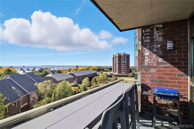 132 Lakefront Boulevard 401, Buffalo, NY 14202