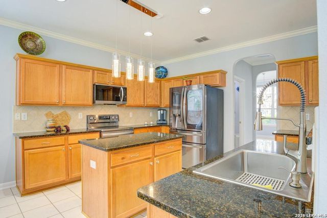 1102 MORNING SPG, San Antonio, TX 78260