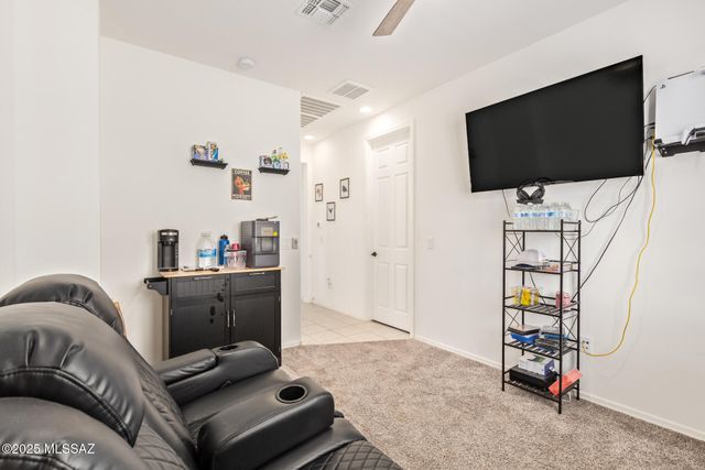 630 W Calle Las Varitas, Sahuarita, AZ 85629