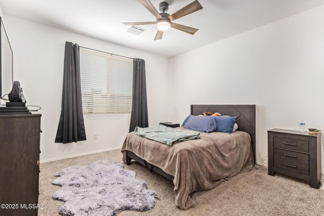 630 W Calle Las Varitas, Sahuarita, AZ 85629