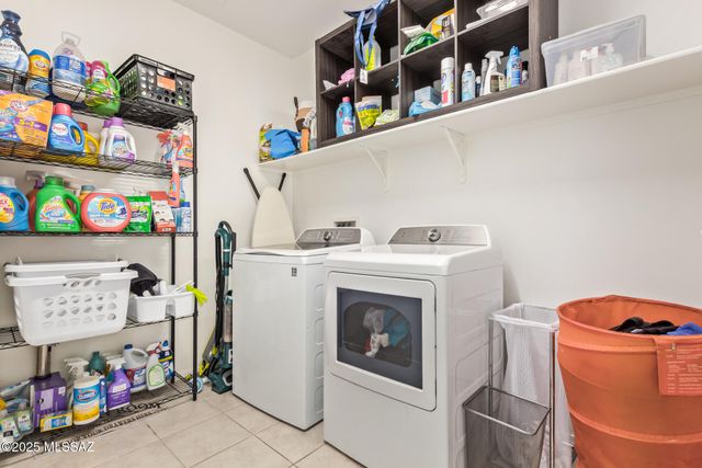 630 W Calle Las Varitas, Sahuarita, AZ 85629