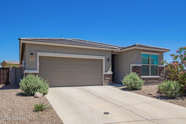 630 W Calle Las Varitas, Sahuarita, AZ 85629