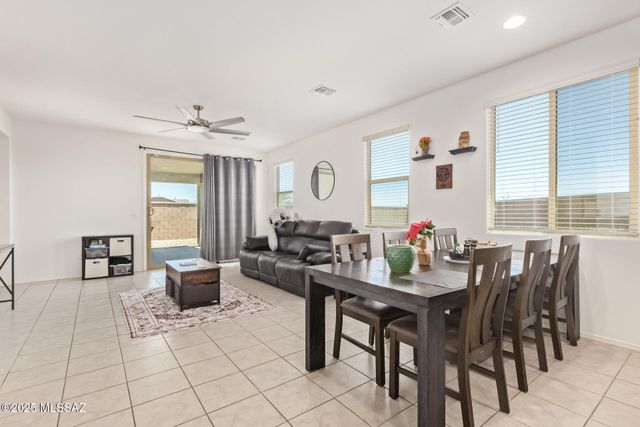 630 W Calle Las Varitas, Sahuarita, AZ 85629