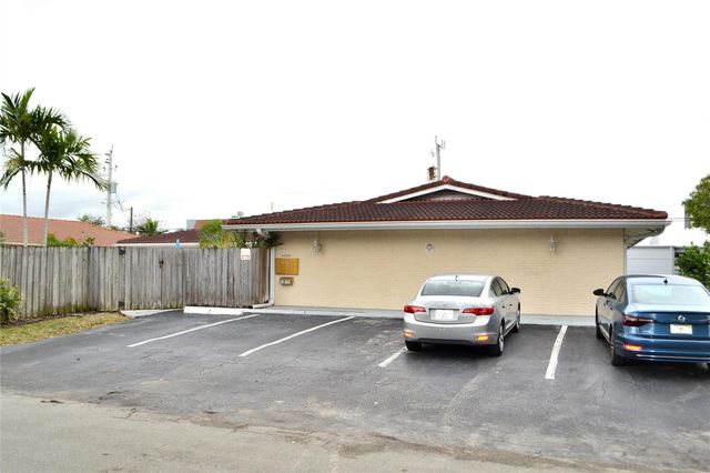 4209 NE 21st Avenue 3, Fort Lauderdale, FL 33308