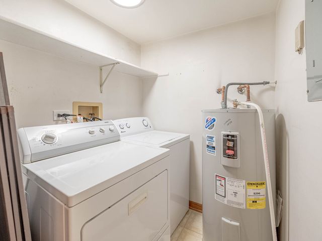 4948 Circle Court 704, Crestwood, IL 60418