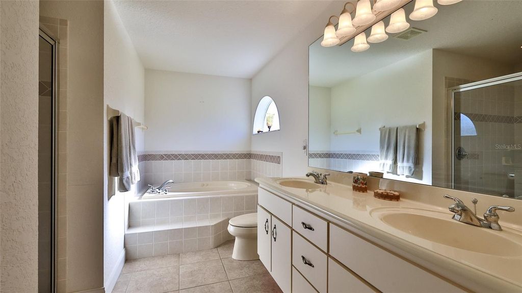 Image 23 of property listing at 552 CARO COURT, New Smyrna Beach, FL 32168