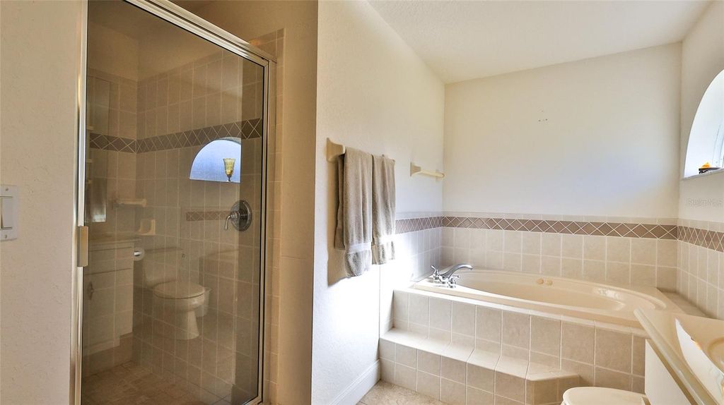 Image 24 of property listing at 552 CARO COURT, New Smyrna Beach, FL 32168