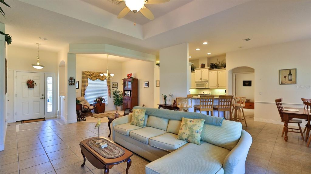 Image 9 of property listing at 552 CARO COURT, New Smyrna Beach, FL 32168
