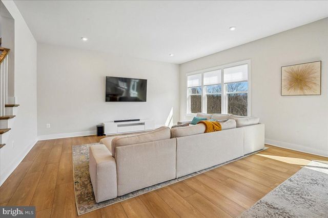 11821 ARCARI DR, Bristow, VA 20136