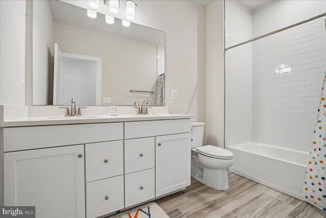 11821 ARCARI DR, Bristow, VA 20136