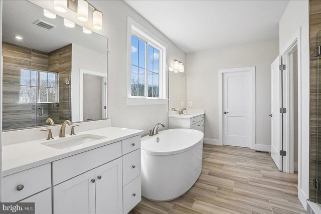 11821 ARCARI DR, Bristow, VA 20136