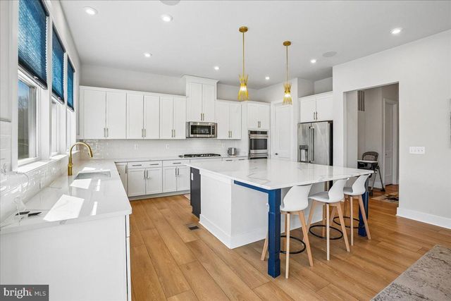 11821 ARCARI DR, Bristow, VA 20136