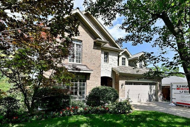 1908 S HARRISON Street, Glenview, IL 60025