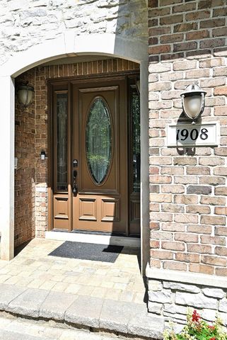 1908 S HARRISON Street, Glenview, IL 60025