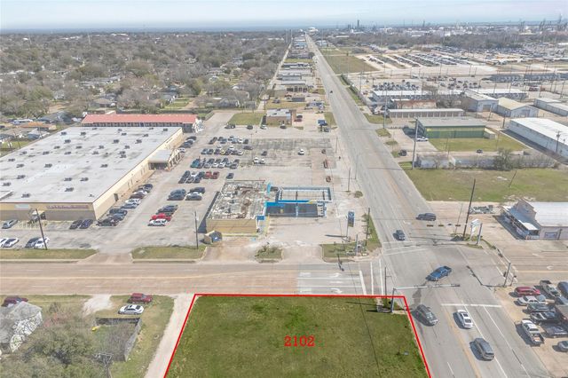 2102 Texas Avenue, Texas City, TX 77590
