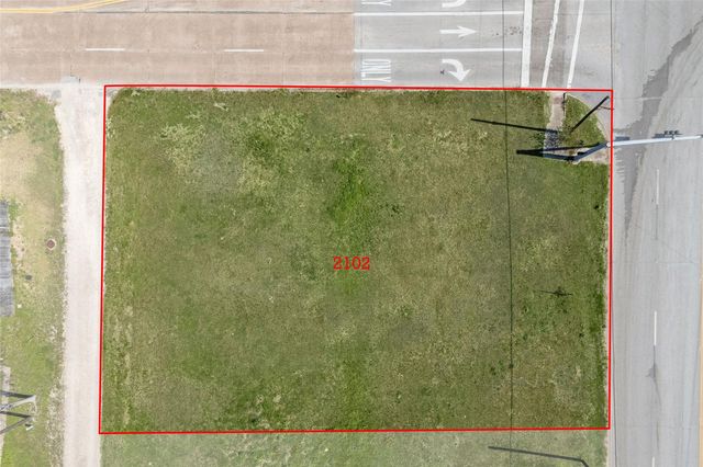 2102 Texas Avenue, Texas City, TX 77590