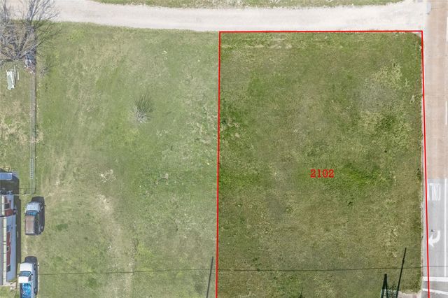 2102 Texas Avenue, Texas City, TX 77590