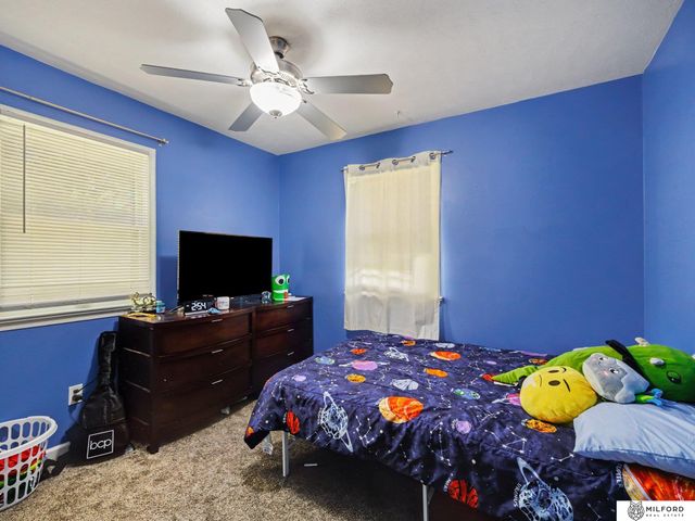 8402 S 26th Street, Bellevue, NE 68147
