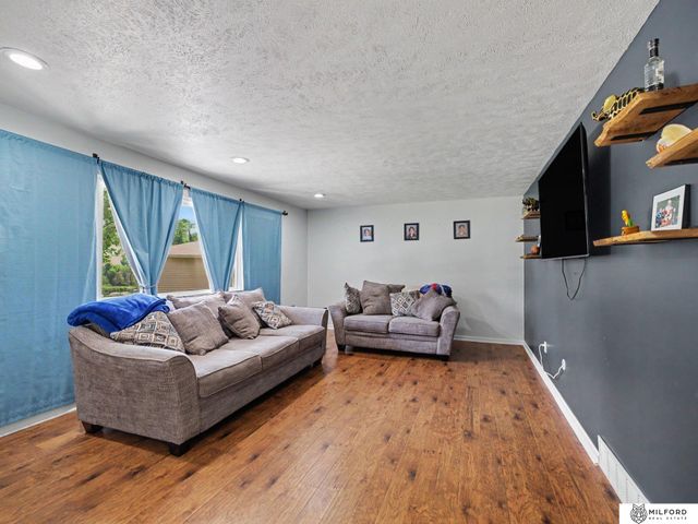 8402 S 26th Street, Bellevue, NE 68147