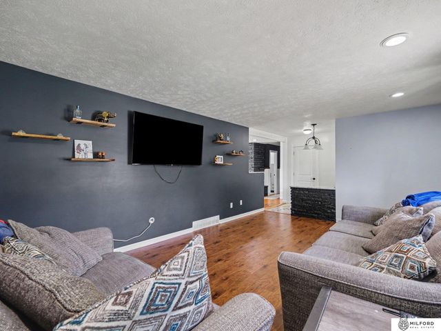 8402 S 26th Street, Bellevue, NE 68147