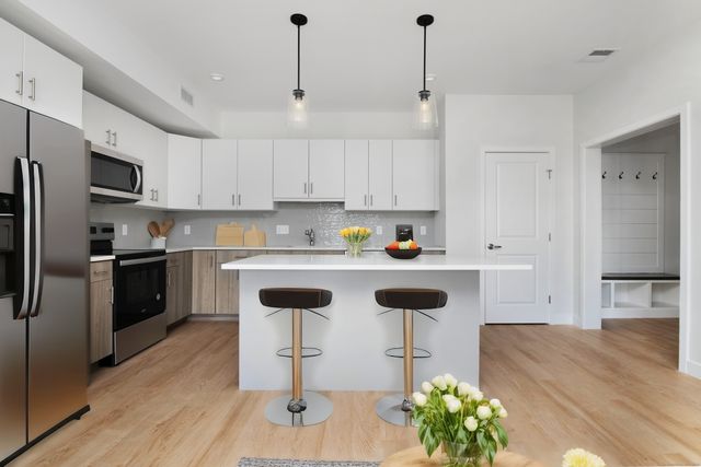 130 North Main Street 107, Bristol, CT 06010